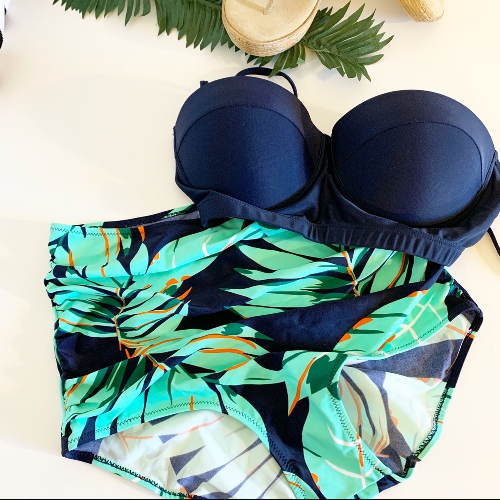 NWT Unique & Classic Palm Leaf High Waisted swim L - Picture 4 of 4